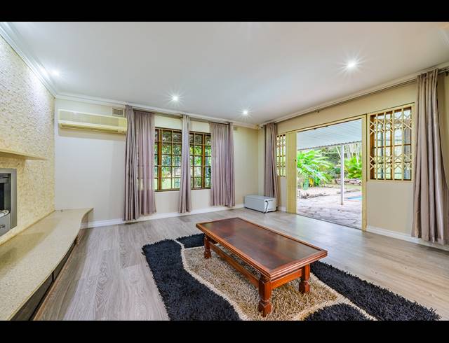 3 BEDROOM FREEHOLD FOR SALE IN WESTVILLE